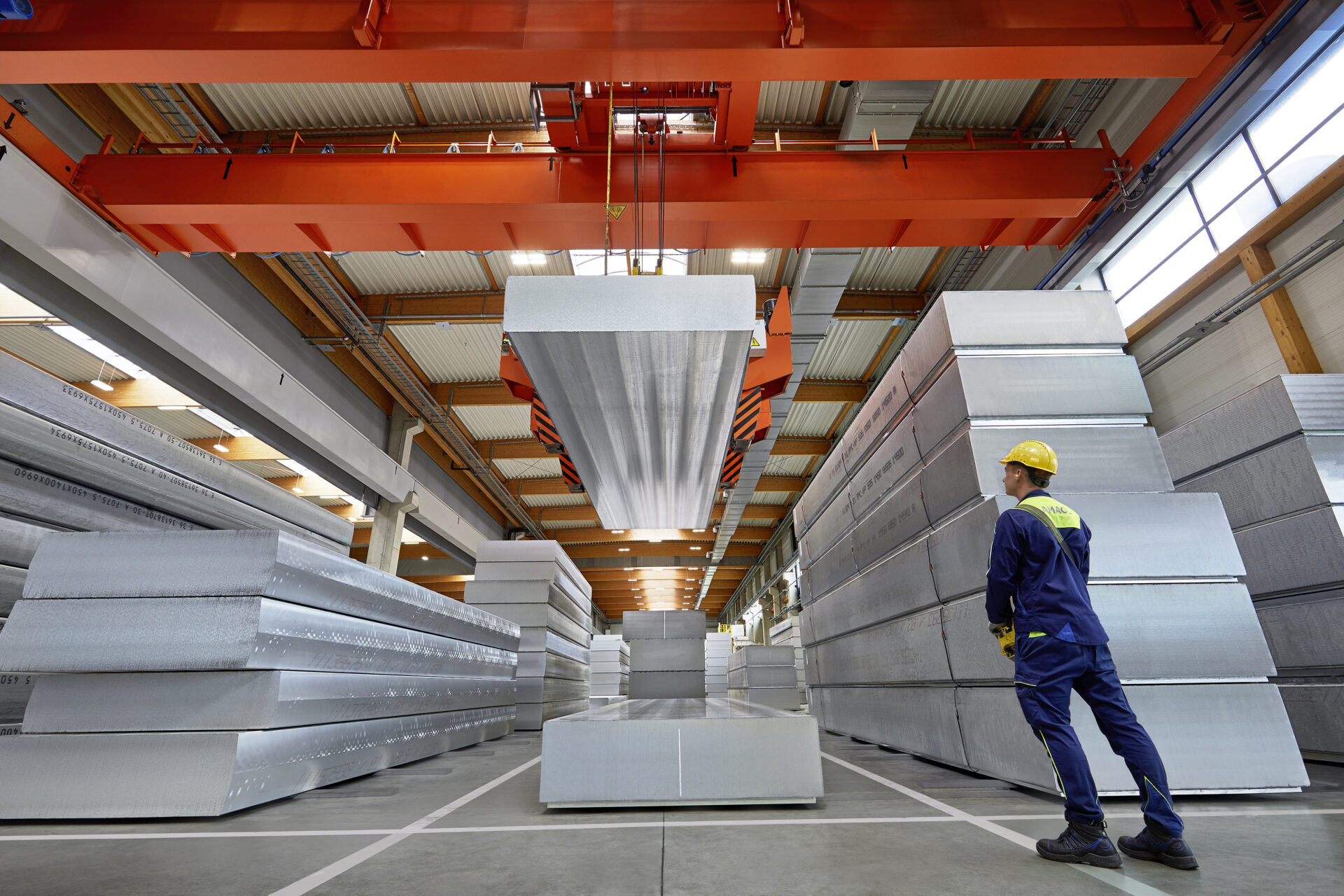 Produktionsmitarbeiter in der Produktionshalle